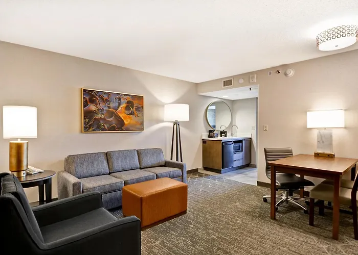 Embassy By Hilton Minneapolis Airport Hotel Bloomington