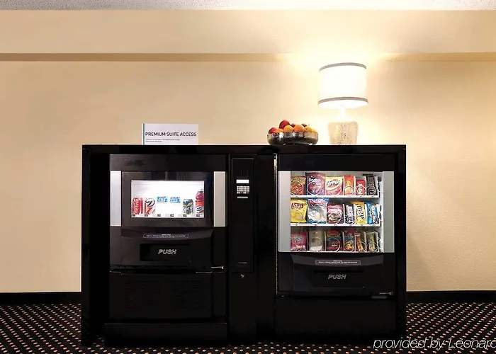 Embassy By Hilton Minneapolis Airport Bloomington