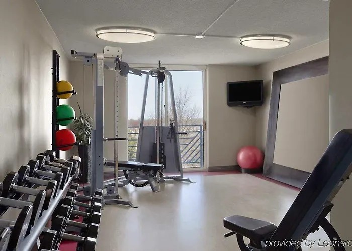 Embassy By Hilton Minneapolis Airport Hotel 4*
