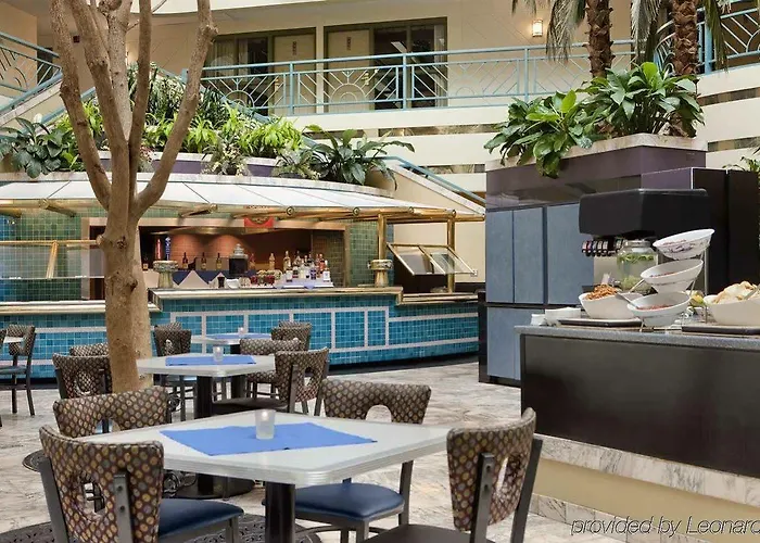 Hotel Embassy By Hilton Minneapolis Airport Bloomington