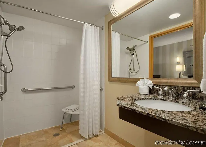 Hotel Embassy By Hilton Minneapolis Airport Bloomington