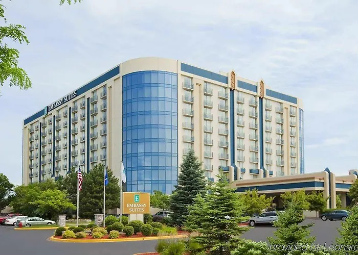Hotel Embassy By Hilton Minneapolis Airport 4*